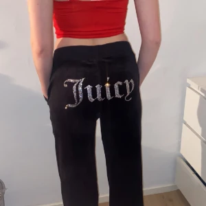Juicy couture byxor  - I ny skick, väldigt sköna💕 skriv gärna pris förslag