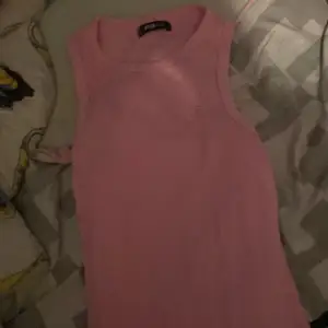 Fin klänning från New yorker❤️ använt ett fåtal gånger och inga fläckar❤️