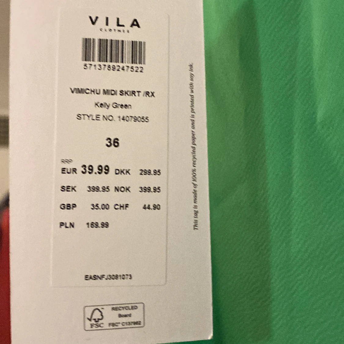 Fin Grön kjol, oanvänd  - 90