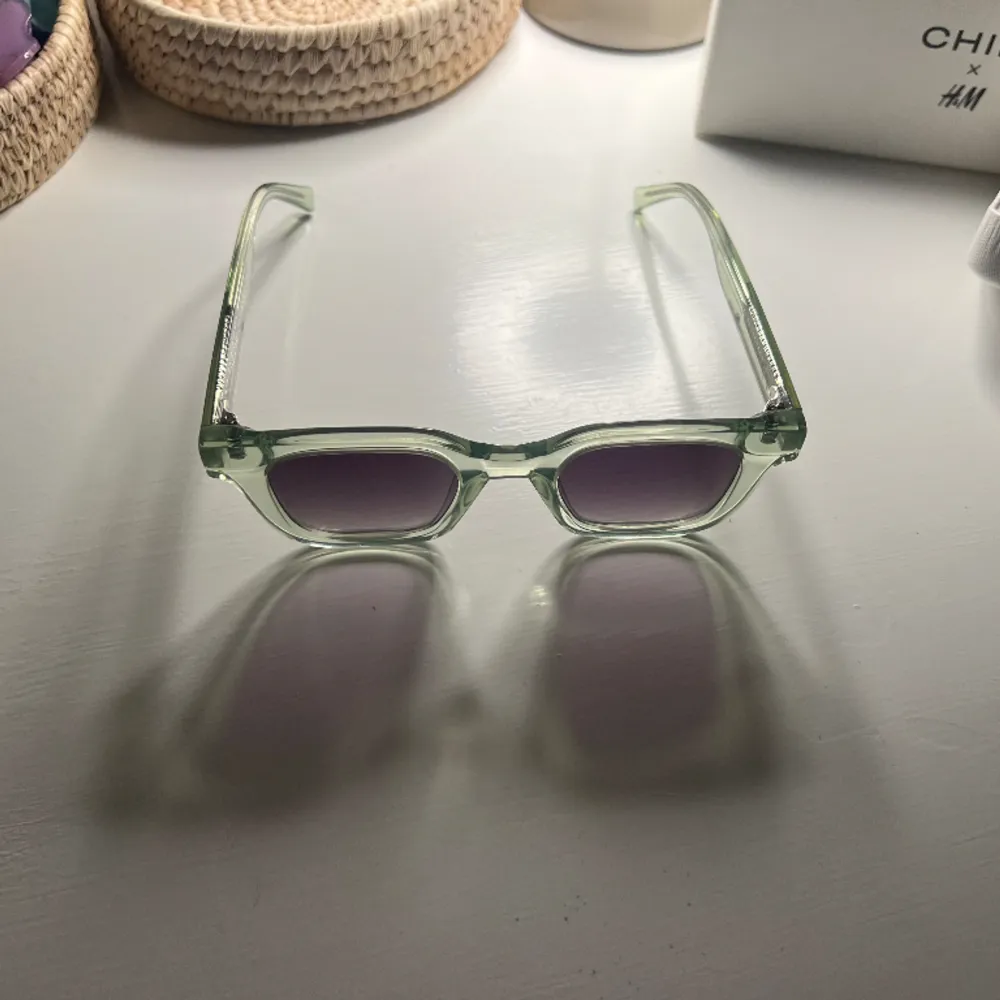 Glasögon i Jättefint skick, använda bara ett par gånger!!!💕💕 Köparen står för frakten!. Accessoarer.