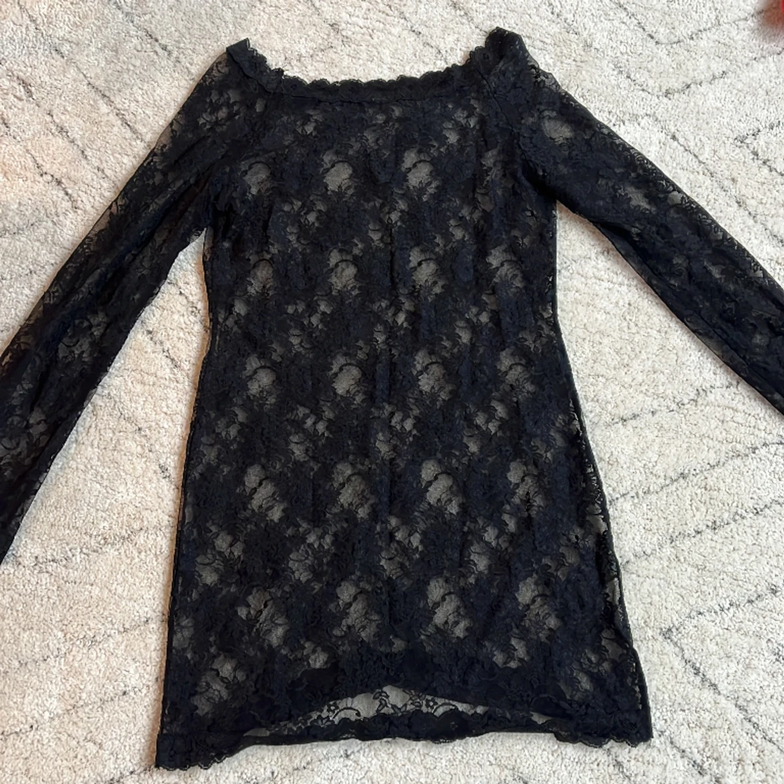 Spets klänning  - 90