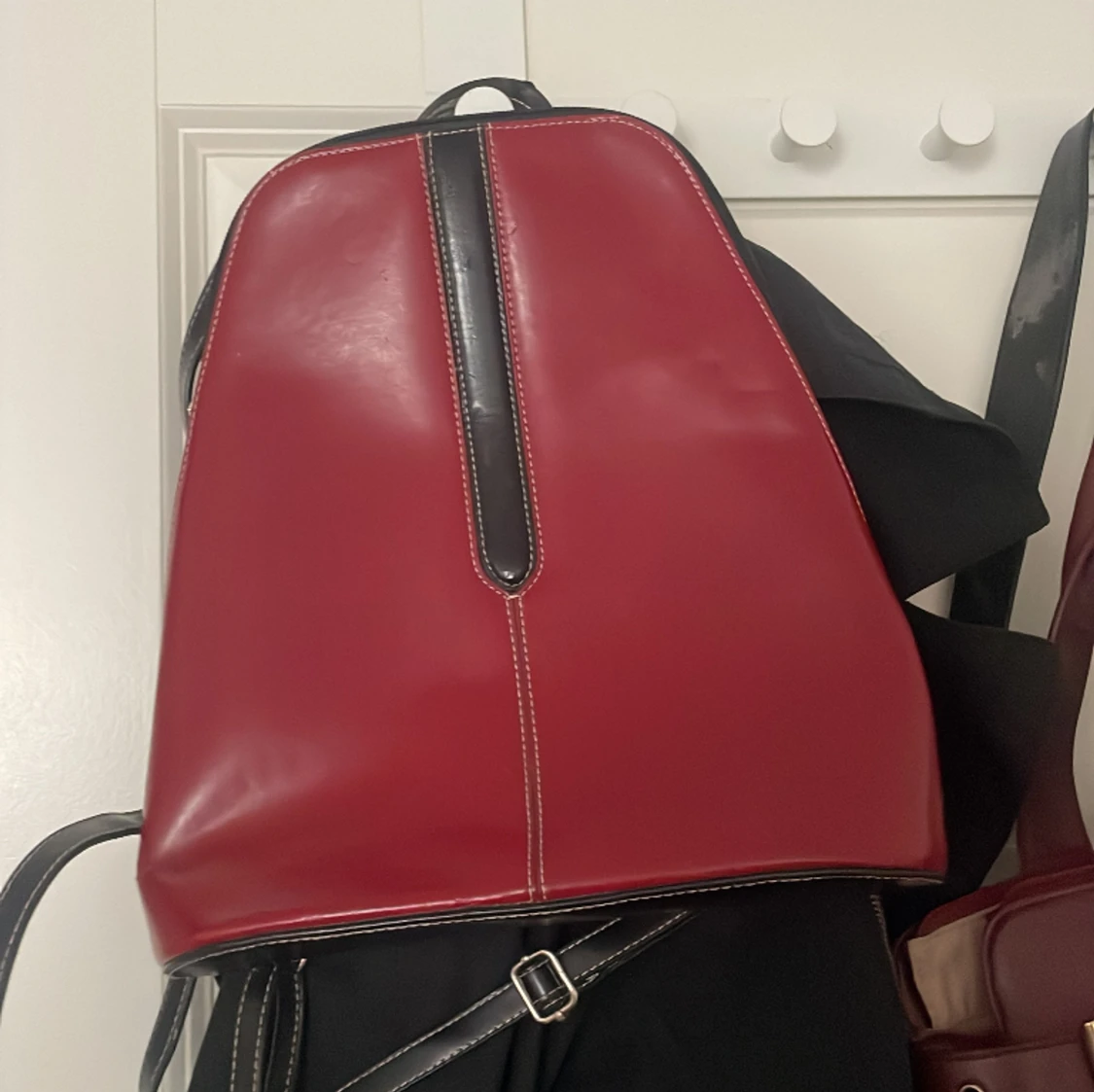 Liten skinnryggsäck  - 90