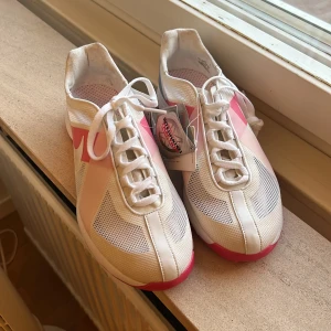 Nike women’s hyperfuse golf shoes - Nike women’s hyperfuse golf shoes Helt oanvänd 