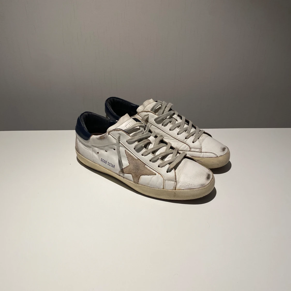 Golden goose - 90