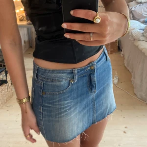 Jeanskjol  - SUPER snygg!!