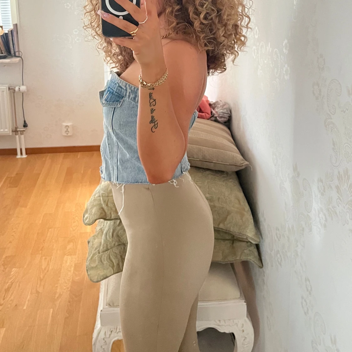 Stretchiga bootcut - 90