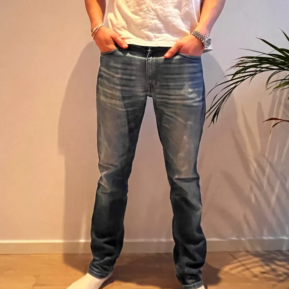 Sköna och snygga jeans från salt. Ordinarie pris 1200kr . Jeans & Byxor.