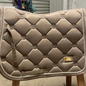 Es schabrak - Beige champagne, storlek full, använd ett 10 tal gånger