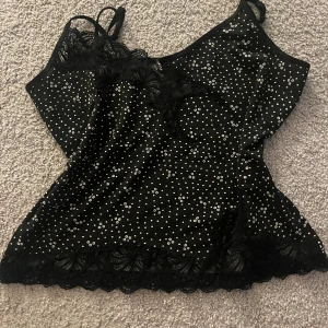 Linne - Gulligt linne. Bra skick.