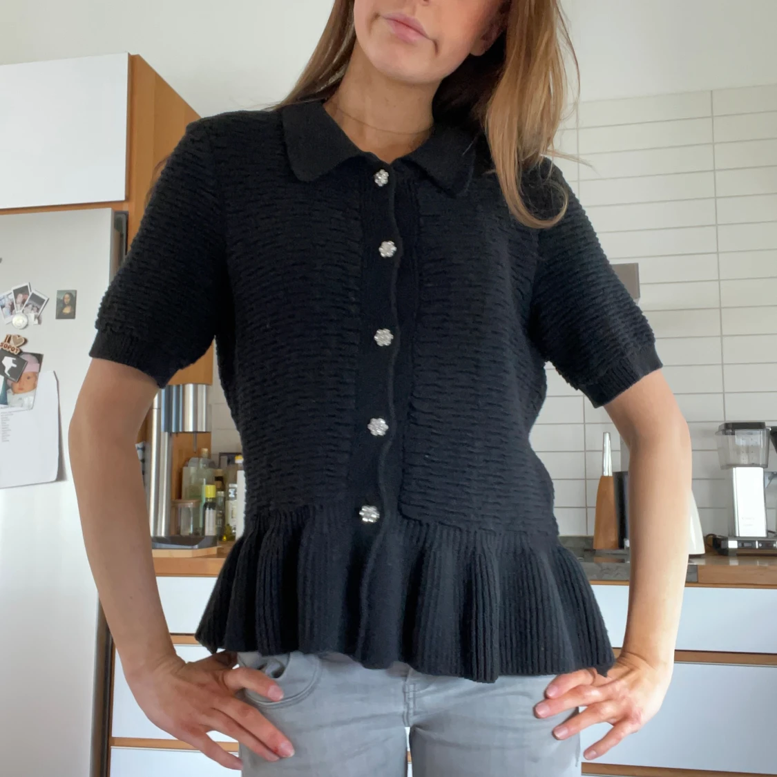Blus med silvriga knappar - 90