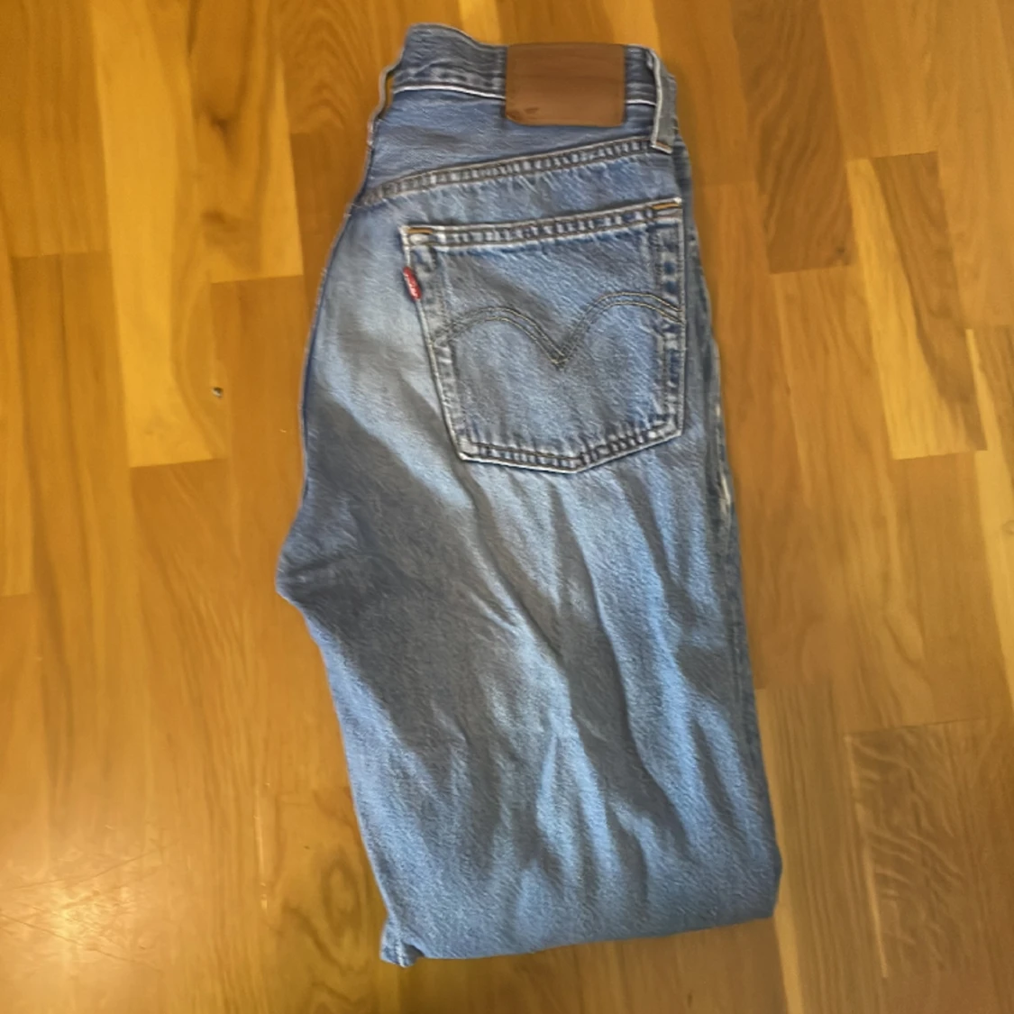 Ljusblå levis 501 jeans - 91