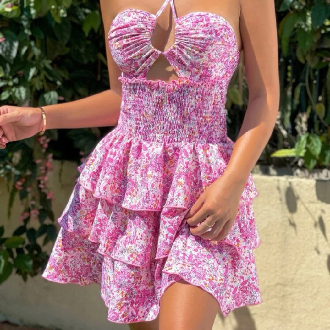 Blommig rosa klänning 