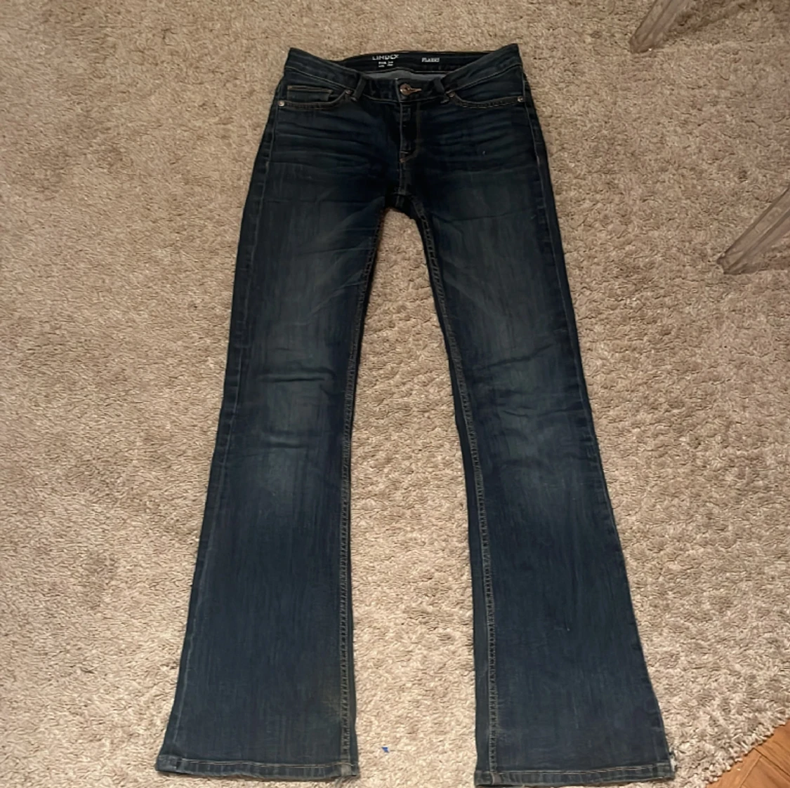 Lågmidjade bootcut jeans  - 90