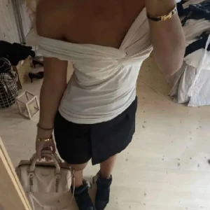 Bikbok topp - Prislapp kvar 