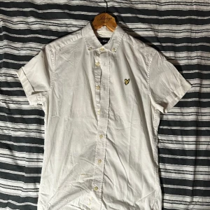 Lyle & Scott Kortärmad Oxford Skjorta - nyskick, nypris ca 1100kr