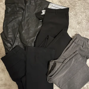 Byxor - Underdelar från olika märken. Skriv vilken/vilka ni är intresserade av och ifall ni vill ha bättre bilder skickar jag direkt!🤝(ni bestämmer pris)