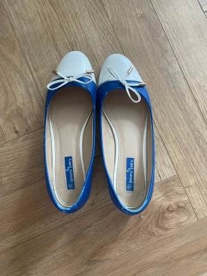 Ballerinaskor - Superfina ballerinaskor!