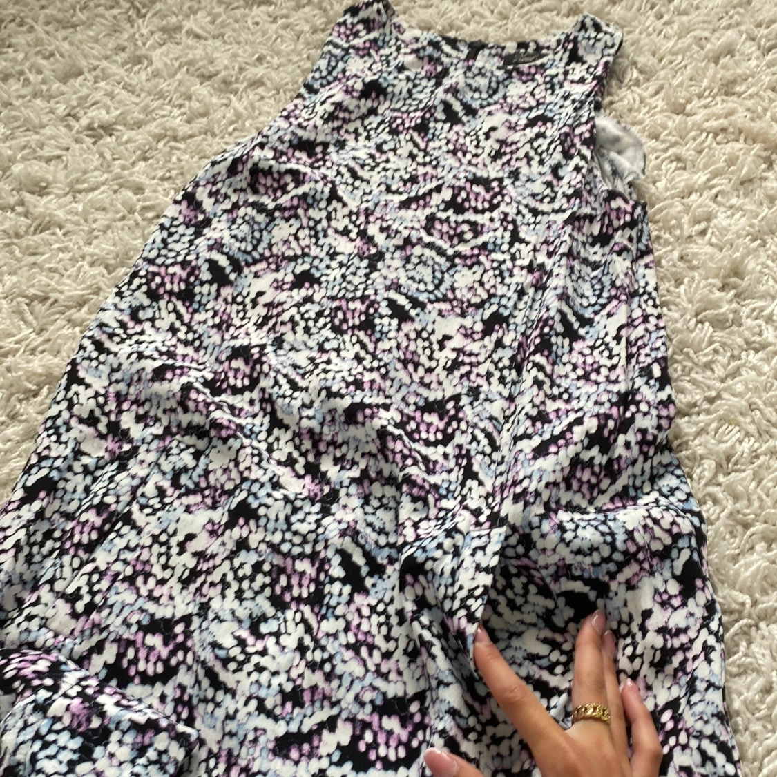 Mönstrad klänning från Koul Edition - 92