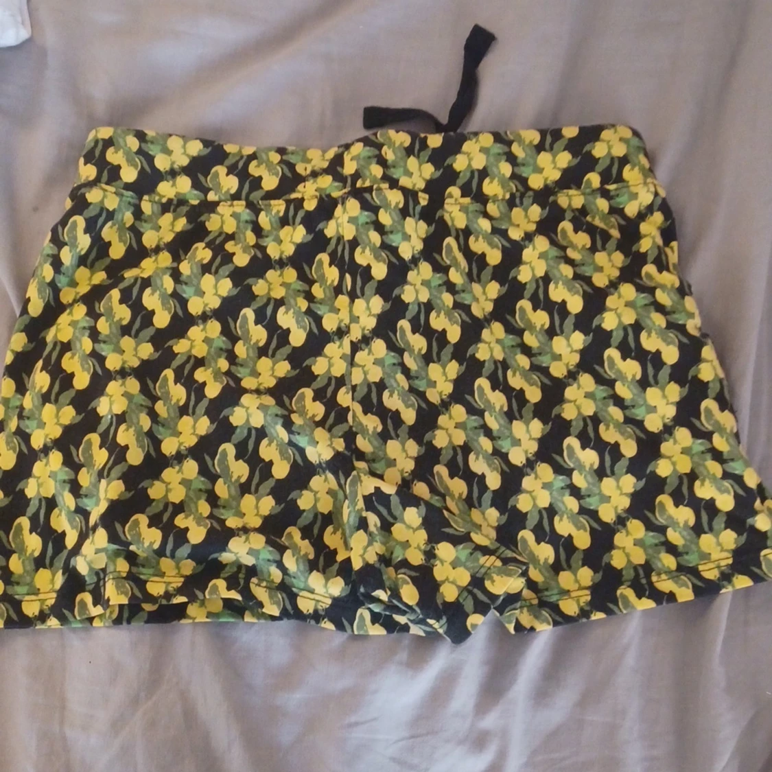 Citron shorts  - 90