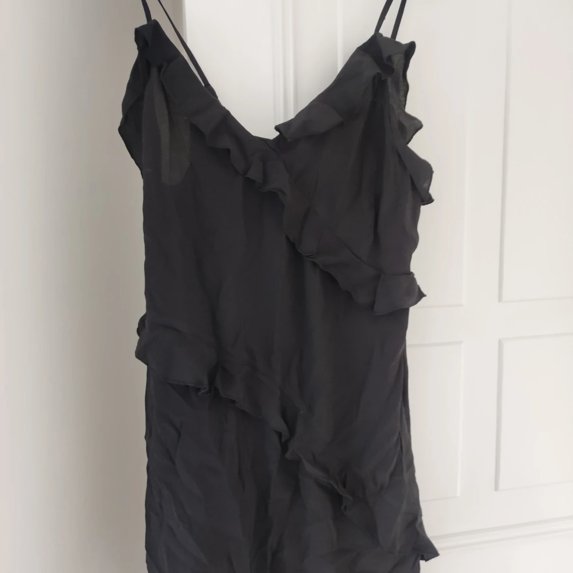 Ny volang klänning från h&m