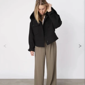 Meotine jacka - Säljer mina favorit jacka som är slutsåld, storlek S/M