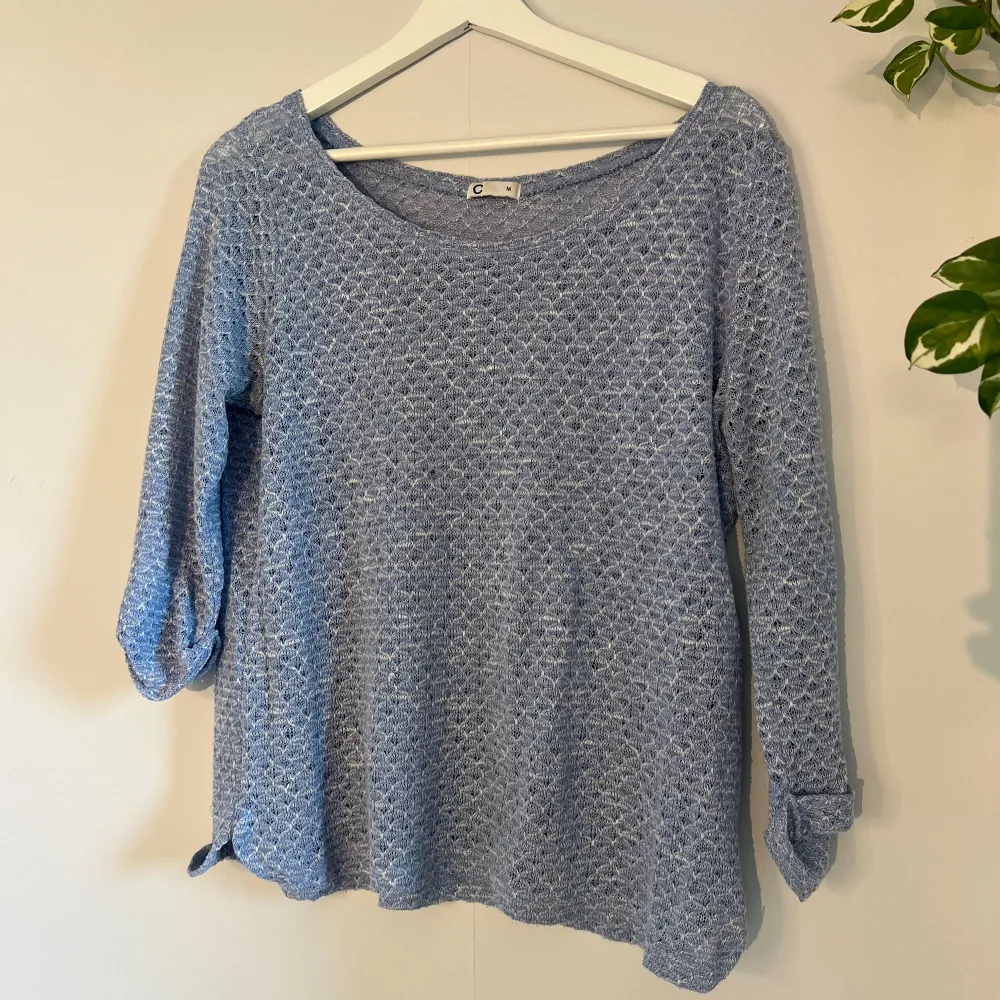 Trekvartströja från cubus💙  Bredare i modellen med fint fall Boatneck Inga defekter. Tröjor & Koftor.