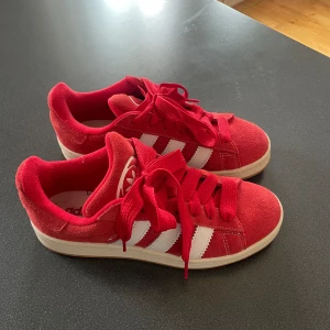 Adidascampus  - Säljer dessa helt oanvända campus då jag inte tycker de passar mig.