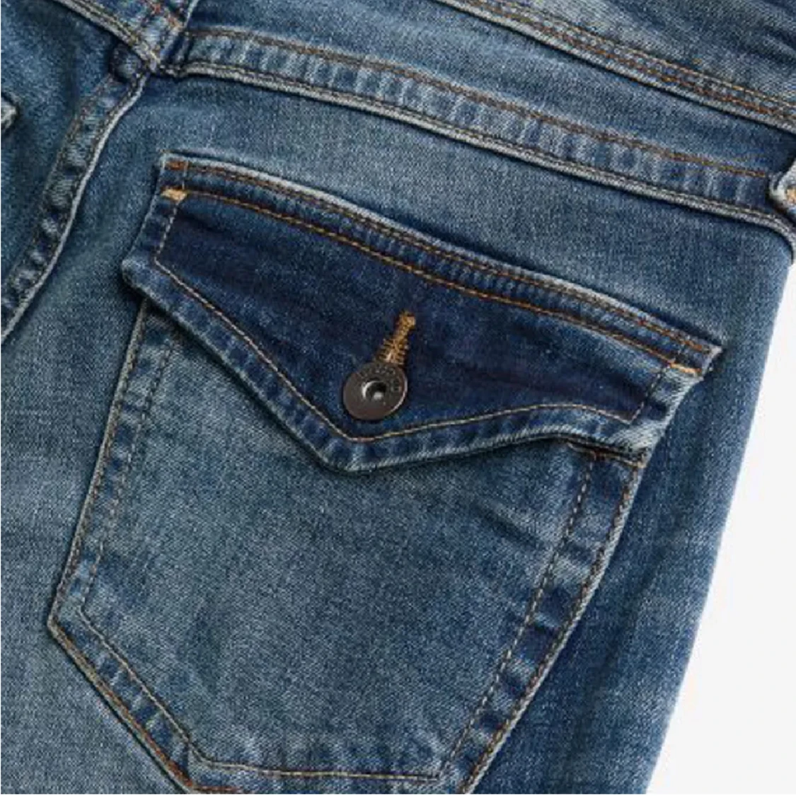 Bootcut/flare jeans! - 90