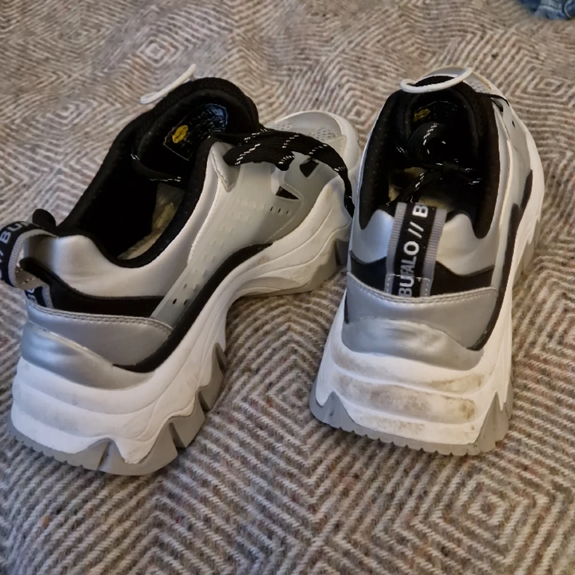 Chunky Buffalo sneakers strl 39 - 91