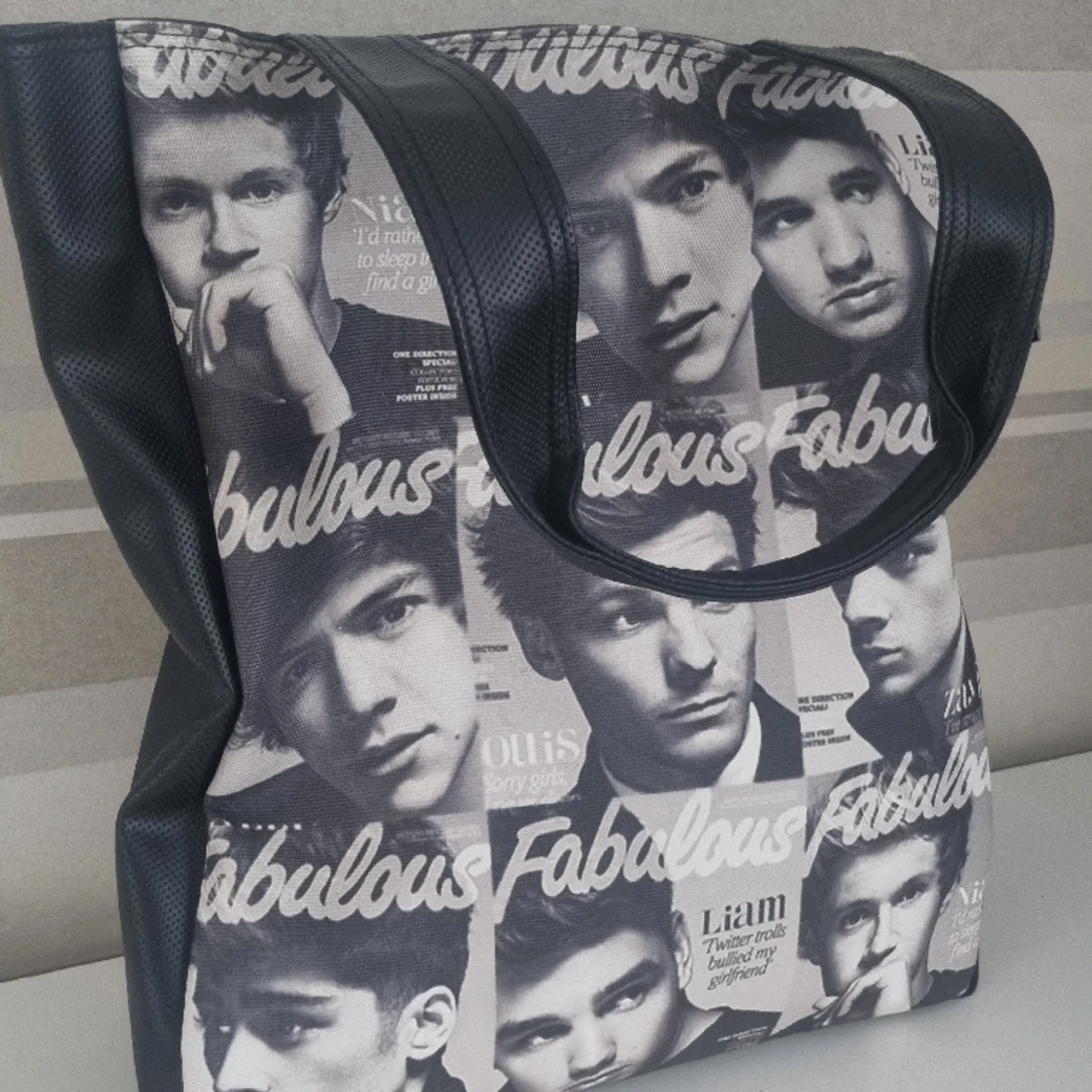 One direction väska