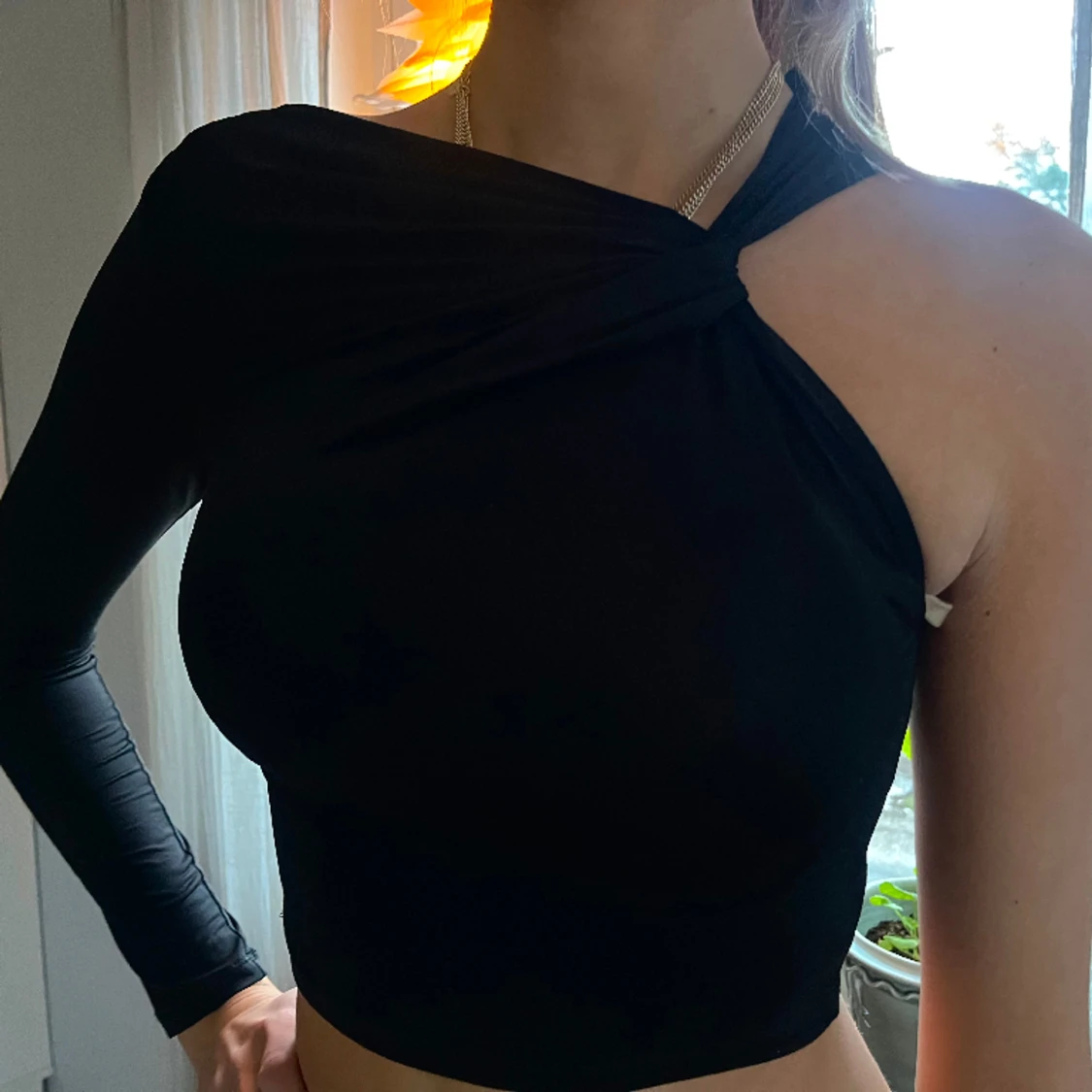 Såå snygg topp som passar perfekt till fest!