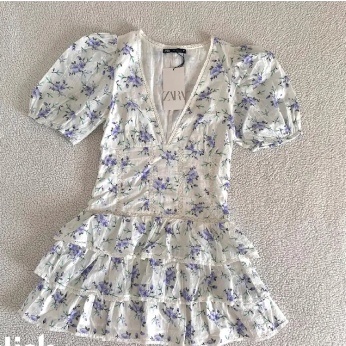 Zara blommig klänning - 90