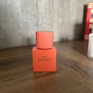 Caia - Caia parfym. Använt max 10 sprut.