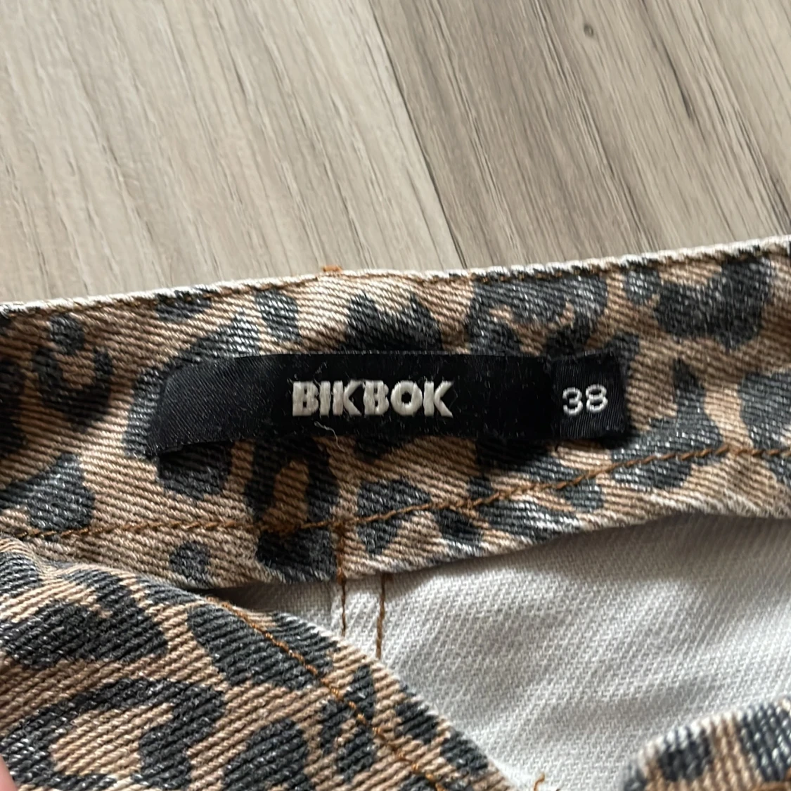 Jeans kjol leopard - 90