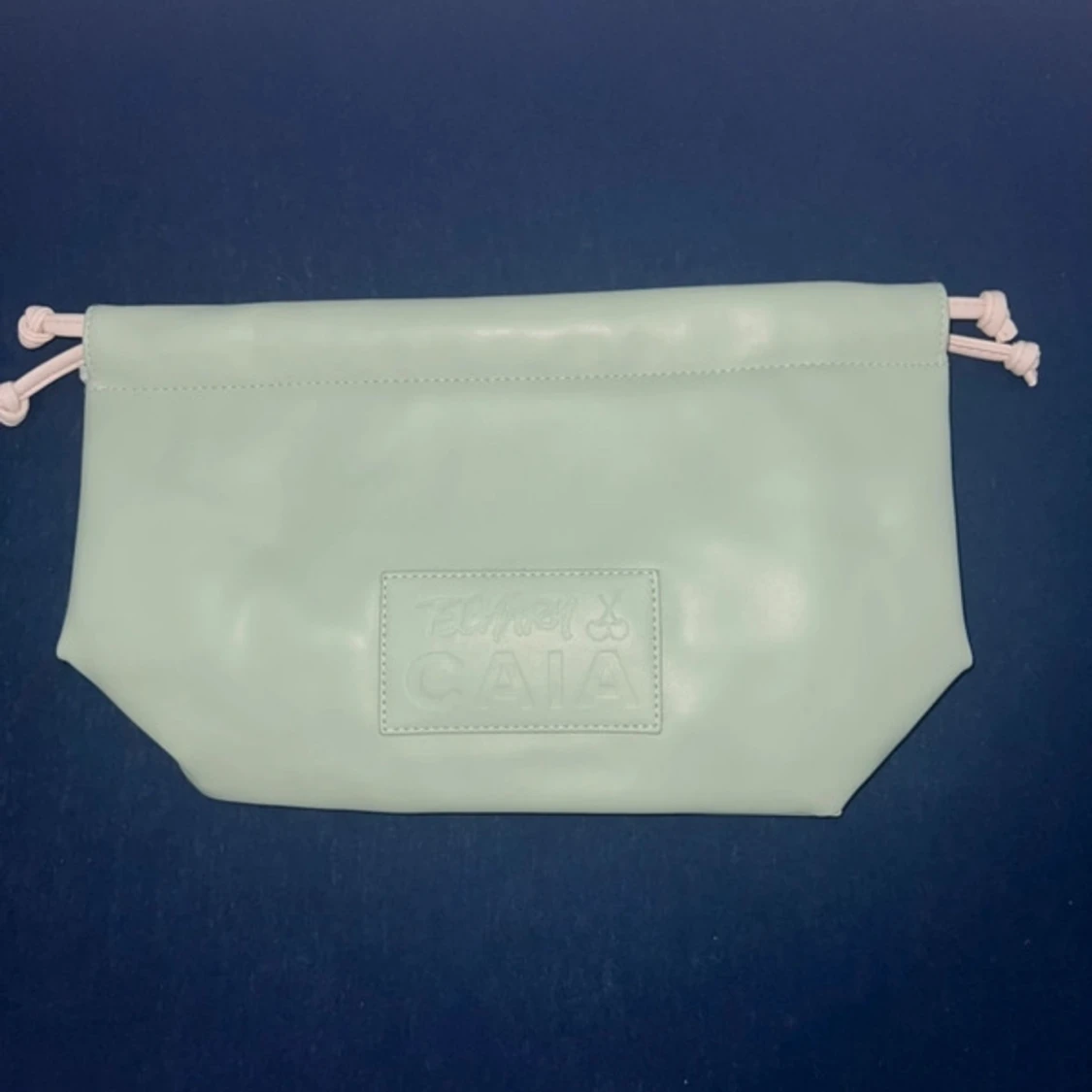 Caia necessär  - 90