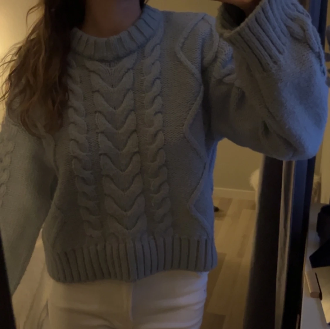 Stickad tröja