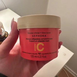 Sephora ansiktsmask - Säljer denna ansiktsmask från sephora som är helt ny. Aldrig använd eller testad. 