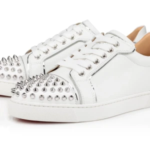 Söker efter de.😇 - Louboutin skor 