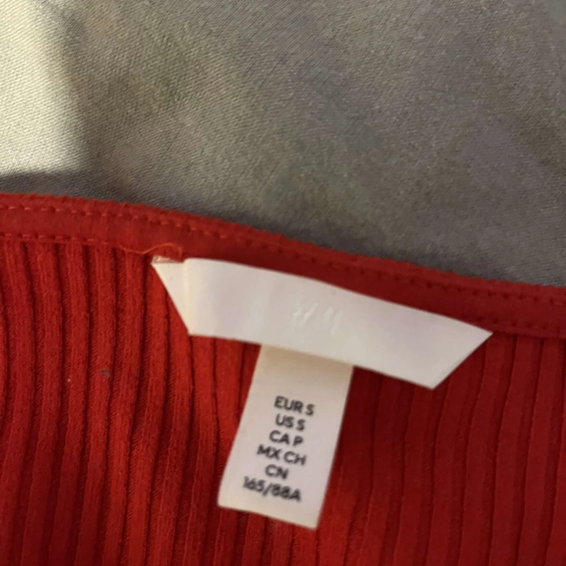 Röd långärmad - 90