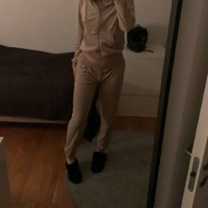 Fint sett - Fint oanvänt mjukis sett