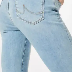 Det är ltb jeans jätte fina, har bara testat har inte använt dem 