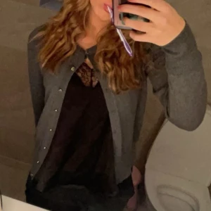 Kofta - Jätte fin kofta hör av er vid intresse❤️