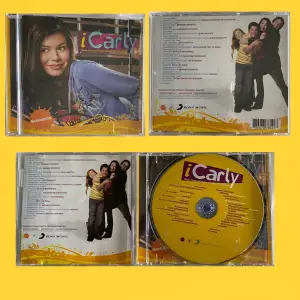 I Carly CD-SKIVA i gott skick! Skivan är inte repig men sprickor i fodralet finns men skivan funkar bra! 