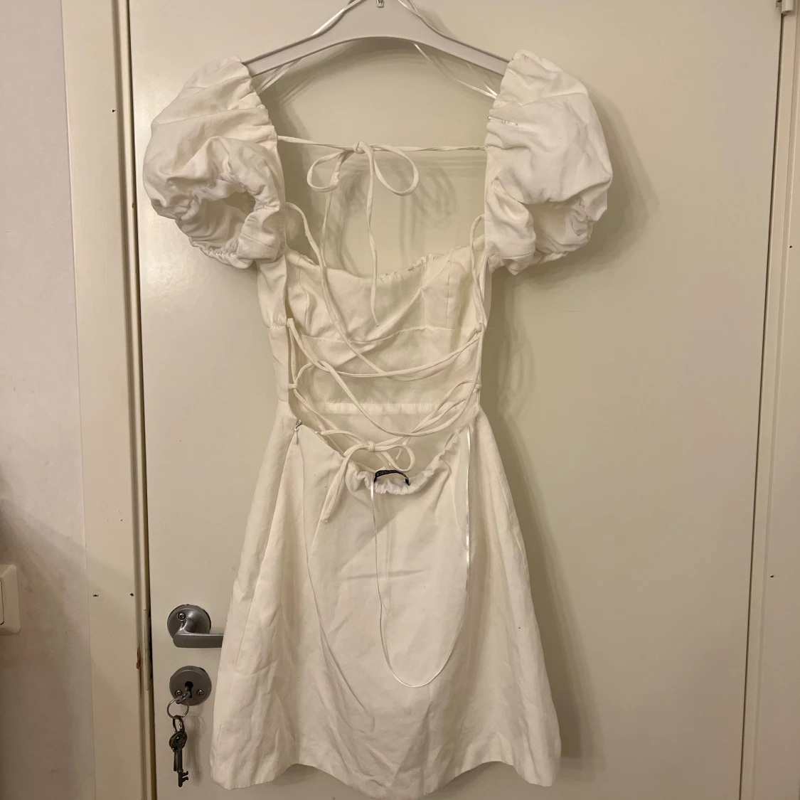Vit klänning  - 90