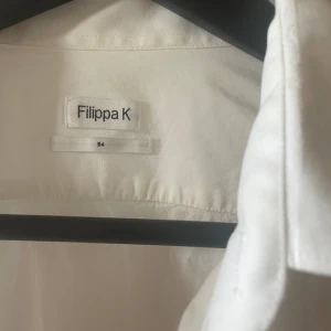 Filippa K skjorta - Väldigt bra kvalitet och skick