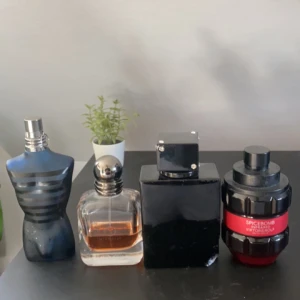 Säljer dessa parfymer - Säljer dessa för ett sjukt pris, ultra male 35ml kvar, spicebomb full, Cdn skadad flaska och 30ml kvar