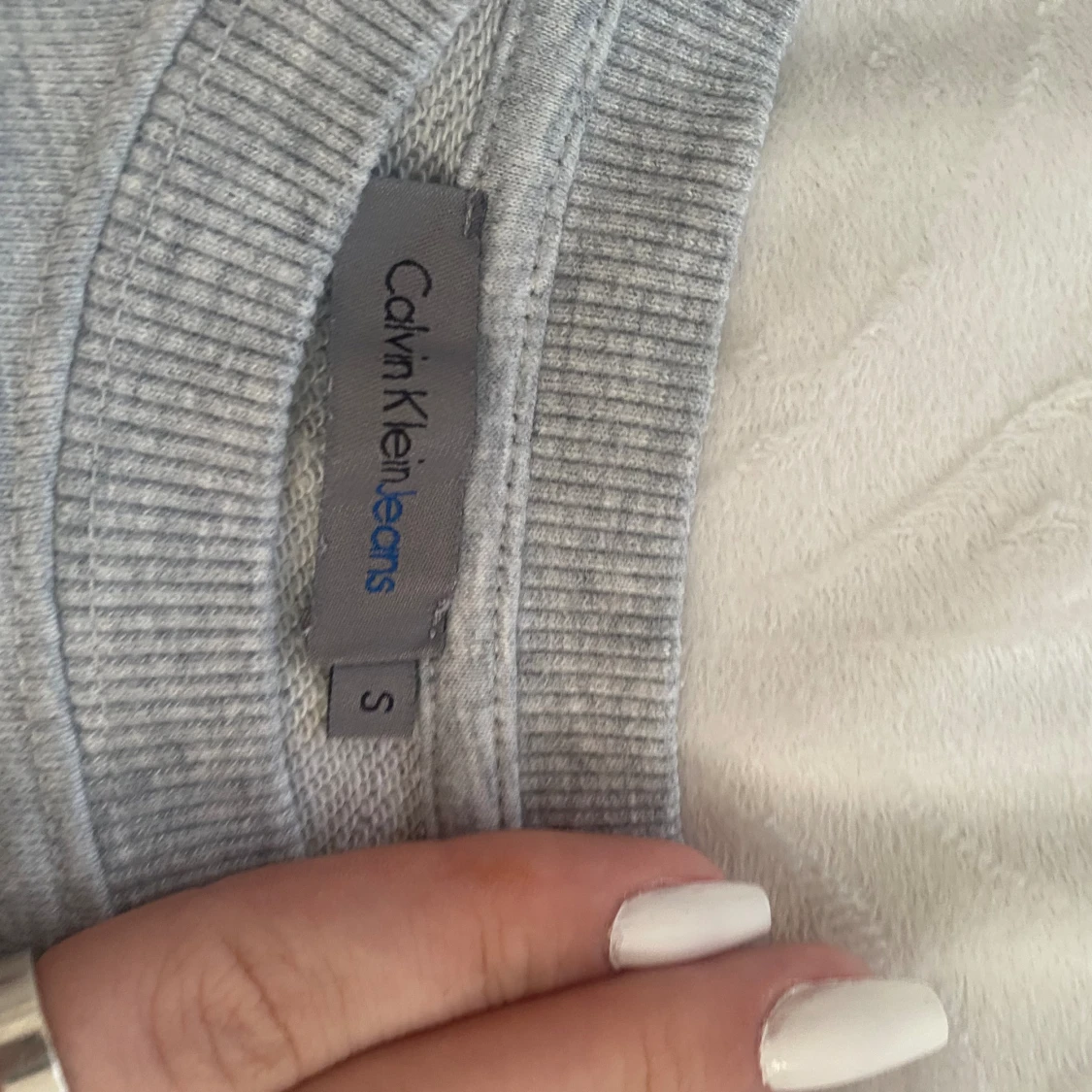 Calvin Klein tröja i S  - 90