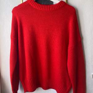 Fin röd stickad tröja i storlek XS i fint skick❤️ 