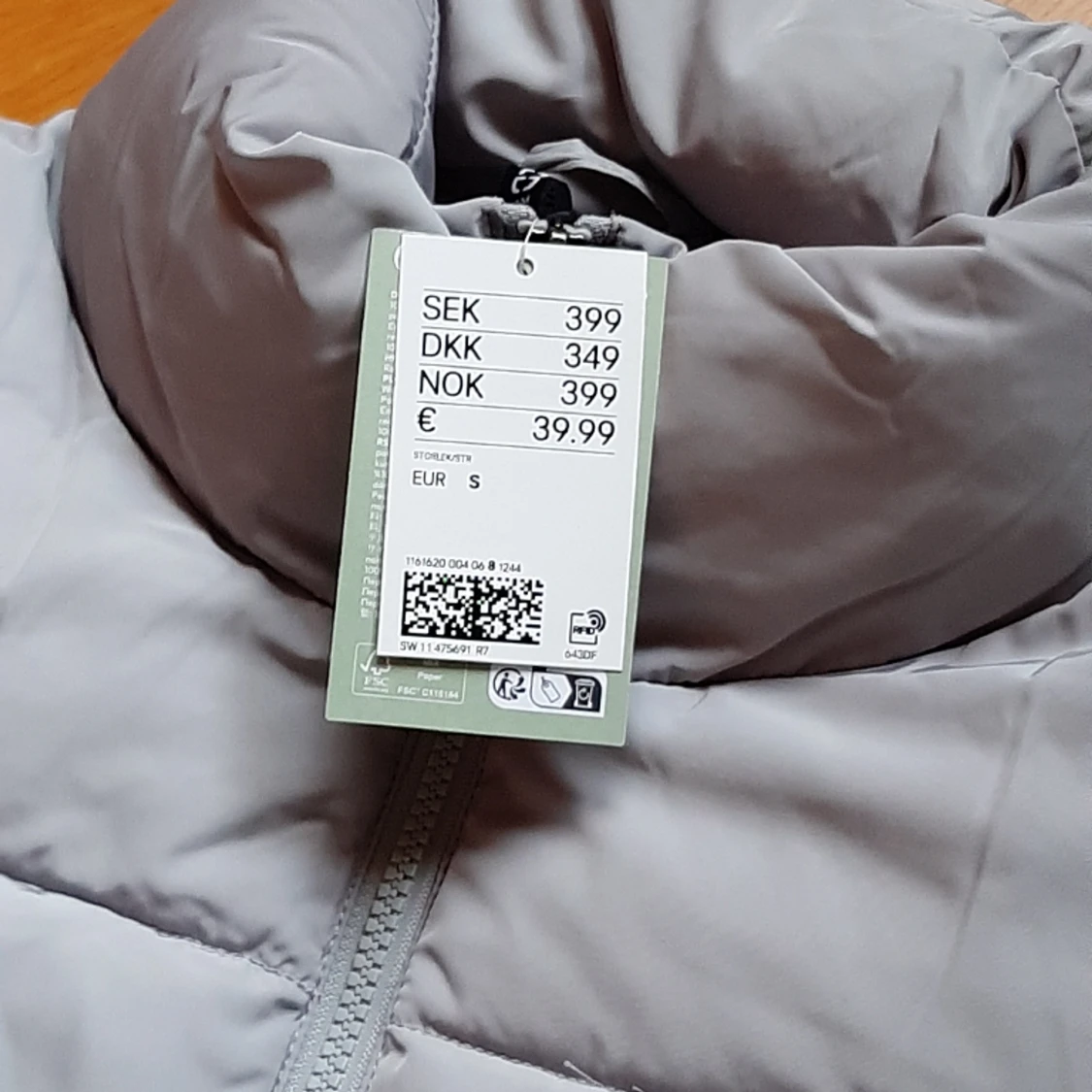 Pufferjacka, ljusgrå - 90