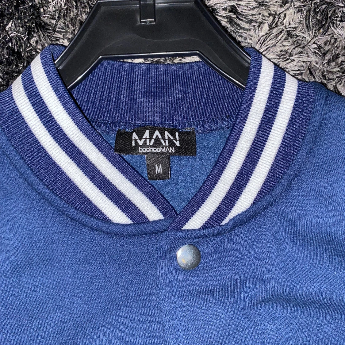 Varsity jacka från Boohooman - 91